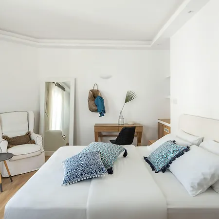 A Mykonos Отель